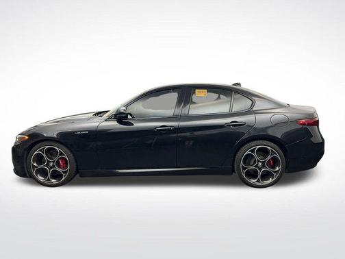 2022 Alfa Romeo Giulia Ti