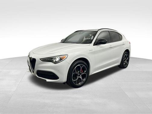 2022 Alfa Romeo Stelvio Ti