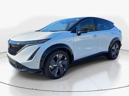 2025 Nissan ARIYA PLATINUM+