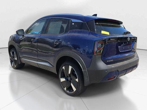 Deep Blue Pearl 2026 Nissan Kicks SR