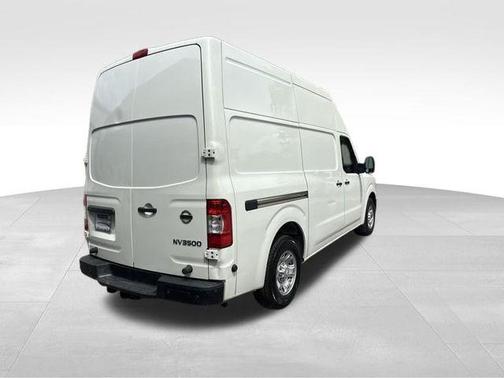 2020 Nissan NV Cargo NV3500 HD S V8