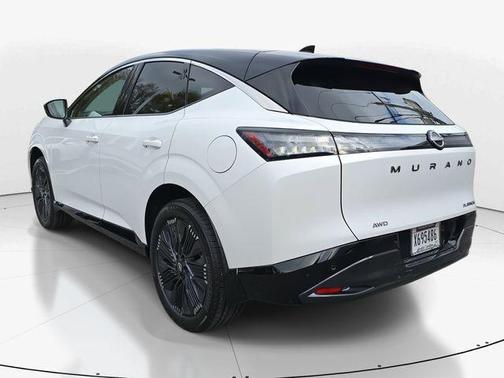 Everest White Pearl/Black 2026 Nissan Murano Platinum