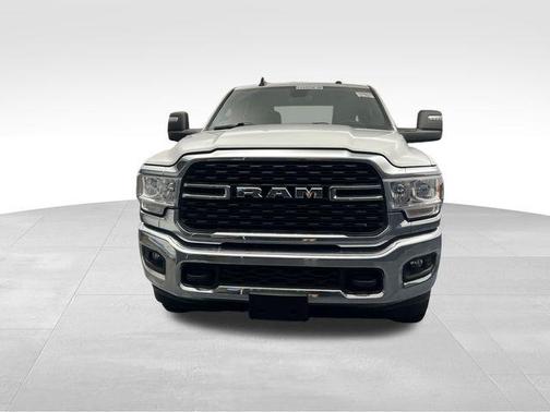 2023 RAM 2500 Big Horn Crew Cab 4x4 6'4' Box