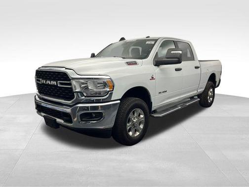 2023 RAM 2500 Big Horn Crew Cab 4x4 6'4' Box