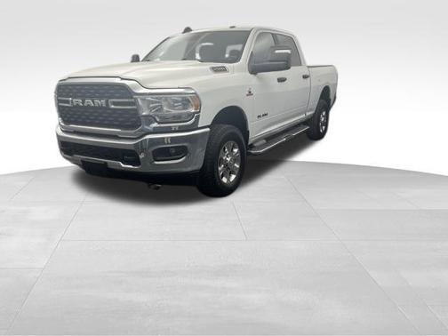 2023 RAM 2500 Big Horn Crew Cab 4x4 6'4' Box