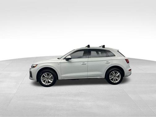 2022 Audi Q5 45 S line Premium