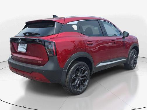 Scarlet Ember Tintcoat 2026 Nissan Kicks SR