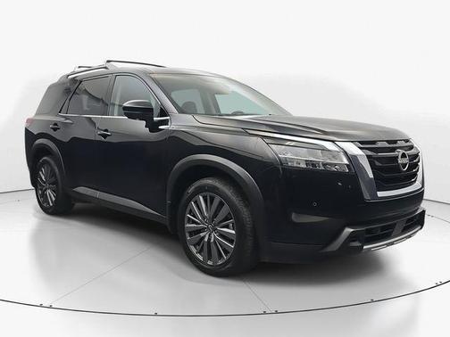 2024 Nissan Pathfinder SL FWD
