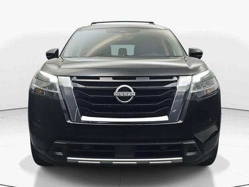 2024 Nissan Pathfinder SL FWD