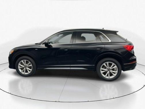 2022 Audi Q3 45 S line Premium Plus