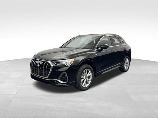 2022 Audi Q3 45 S line Premium Plus