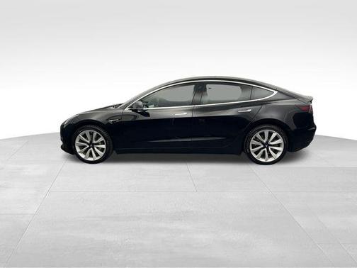 2019 Tesla Model 3 Standard Range