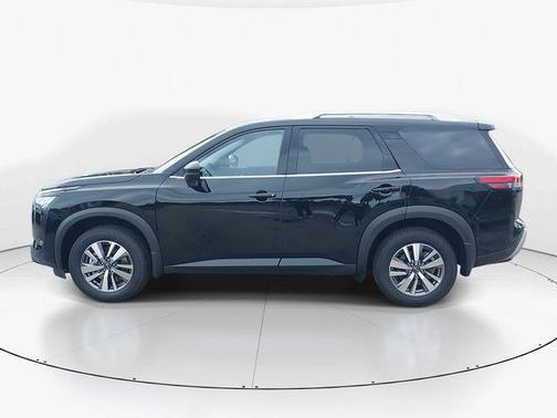 2025 Nissan Pathfinder SL FWD