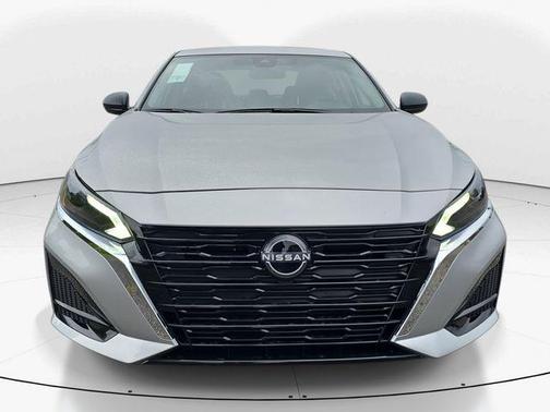 2025 Nissan Altima S FWD