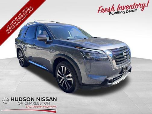 2024 Nissan Pathfinder Platinum FWD