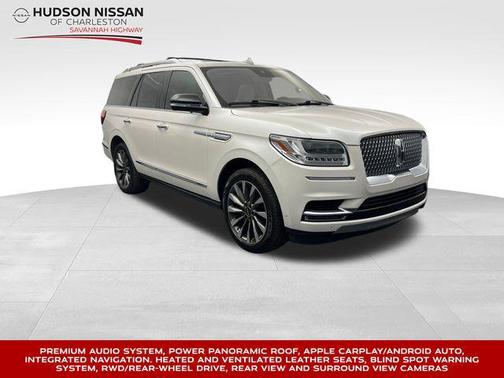 2018 Lincoln Navigator Select