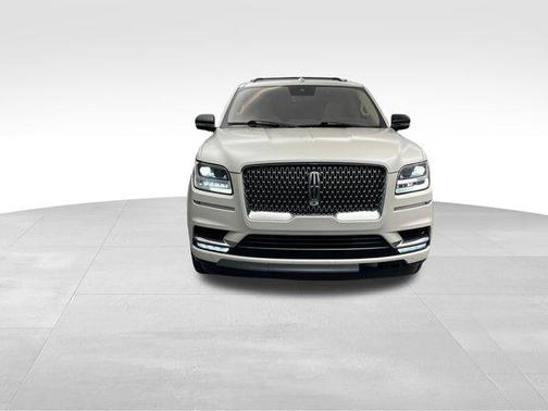 2018 Lincoln Navigator Select