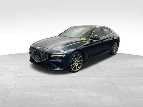 2022 Genesis G70 2.0T RWD