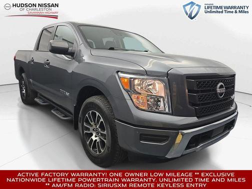 2024 Nissan Titan SV