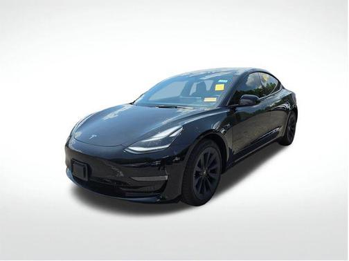 2022 Tesla Model 3 Standard Range