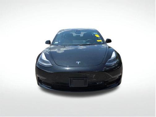 2022 Tesla Model 3 Standard Range