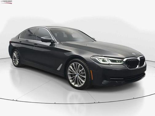 2023 BMW 530 i
