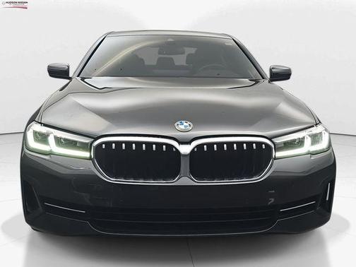 2023 BMW 530 i