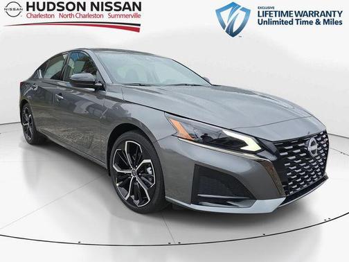 2025 Nissan Altima SR FWD