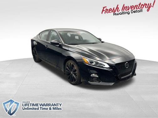 2022 Nissan Altima SR FWD