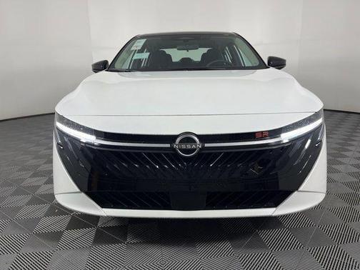 Aspen White/Super Black 2026 Nissan Sentra SR