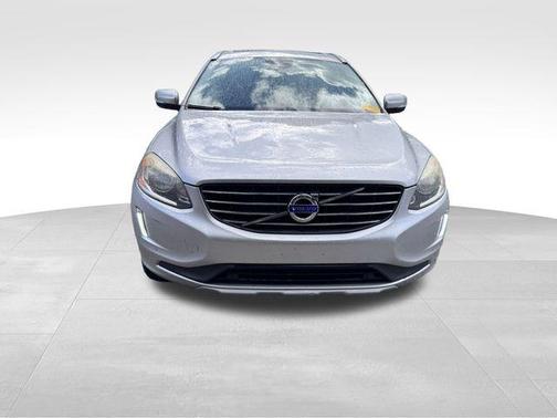 2016 Volvo XC60 T5 Drive-E Premier
