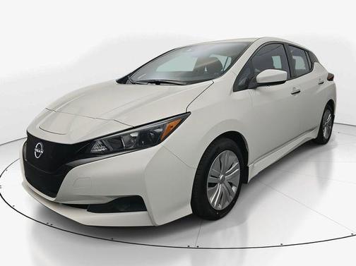 2024 Nissan Leaf S