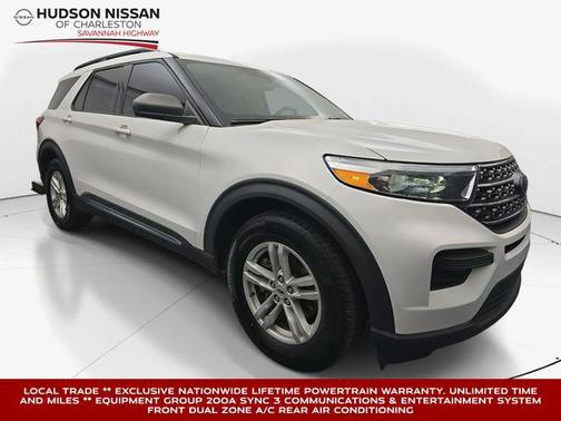 Star White Metallic Tri-Coat 2021 Ford Explorer XLT