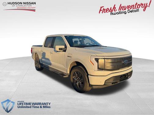 2023 Ford F-150 Lightning LARIAT
