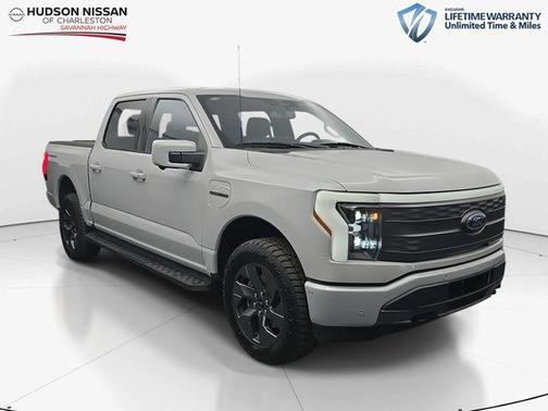 2023 Ford F-150 Lightning LARIAT