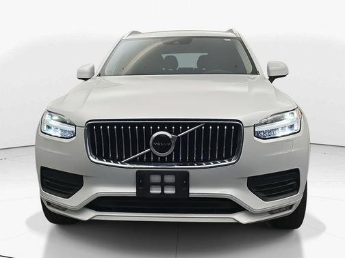 2021 Volvo XC90 T5 Momentum