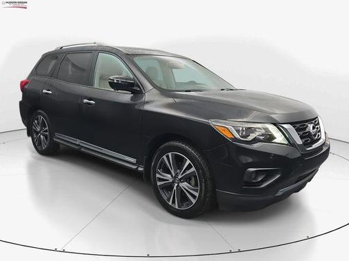 2020 Nissan Pathfinder Platinum 2WD