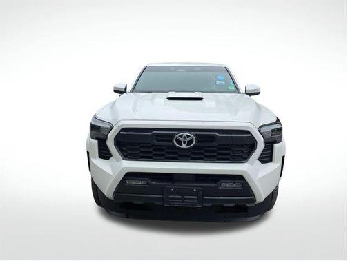 Ice Cap 2024 Toyota Tacoma TRD Sport