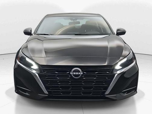 2025 Nissan Altima S FWD