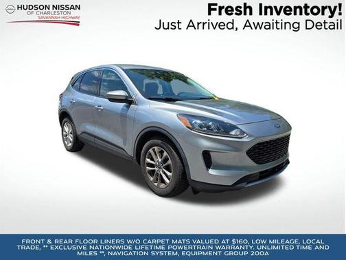 Silver Metallic 2021 Ford Escape SE