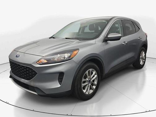 Silver Metallic 2021 Ford Escape SE
