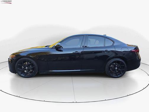 2020 Alfa Romeo Giulia Base
