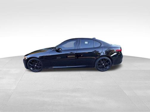 2020 Alfa Romeo Giulia Base