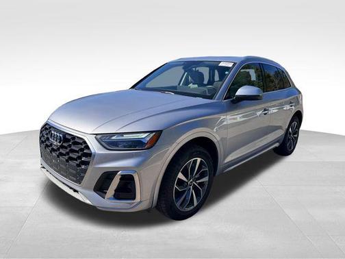 2022 Audi Q5 45 S line Premium Plus