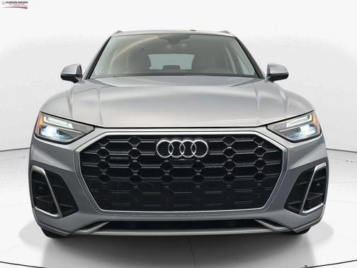 2022 Audi Q5 45 S line Premium Plus