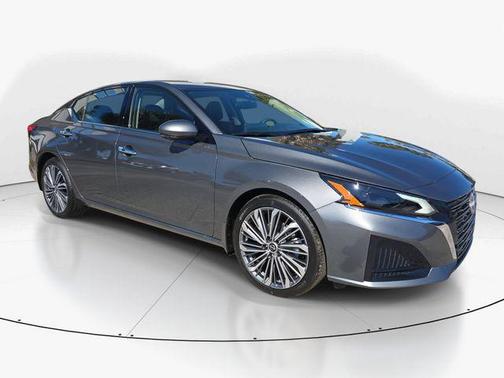 2025 Nissan Altima 2.5 SL