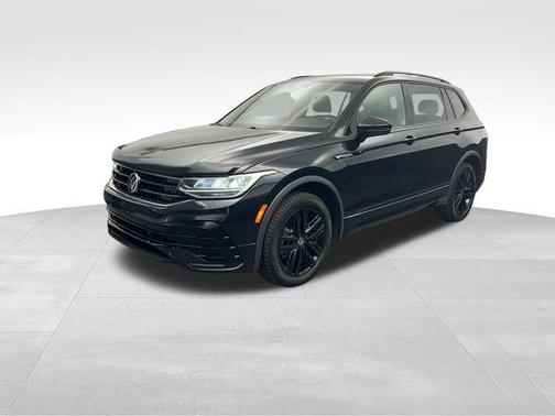 2022 Volkswagen Tiguan 2.0T SE R-Line Black 4MOTION
