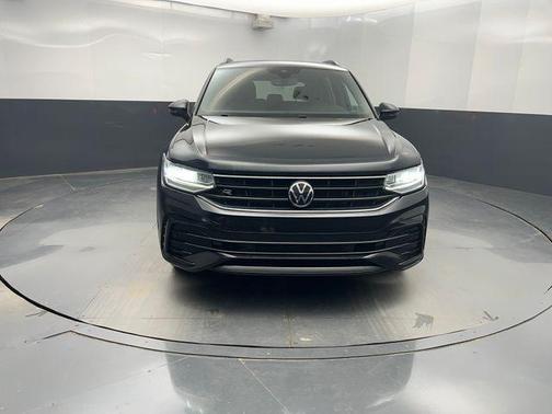 2022 Volkswagen Tiguan 2.0T SE R-Line Black 4MOTION