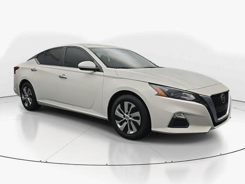 2022 Nissan Altima S FWD