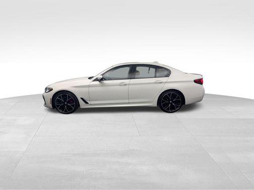 2023 BMW 540 i